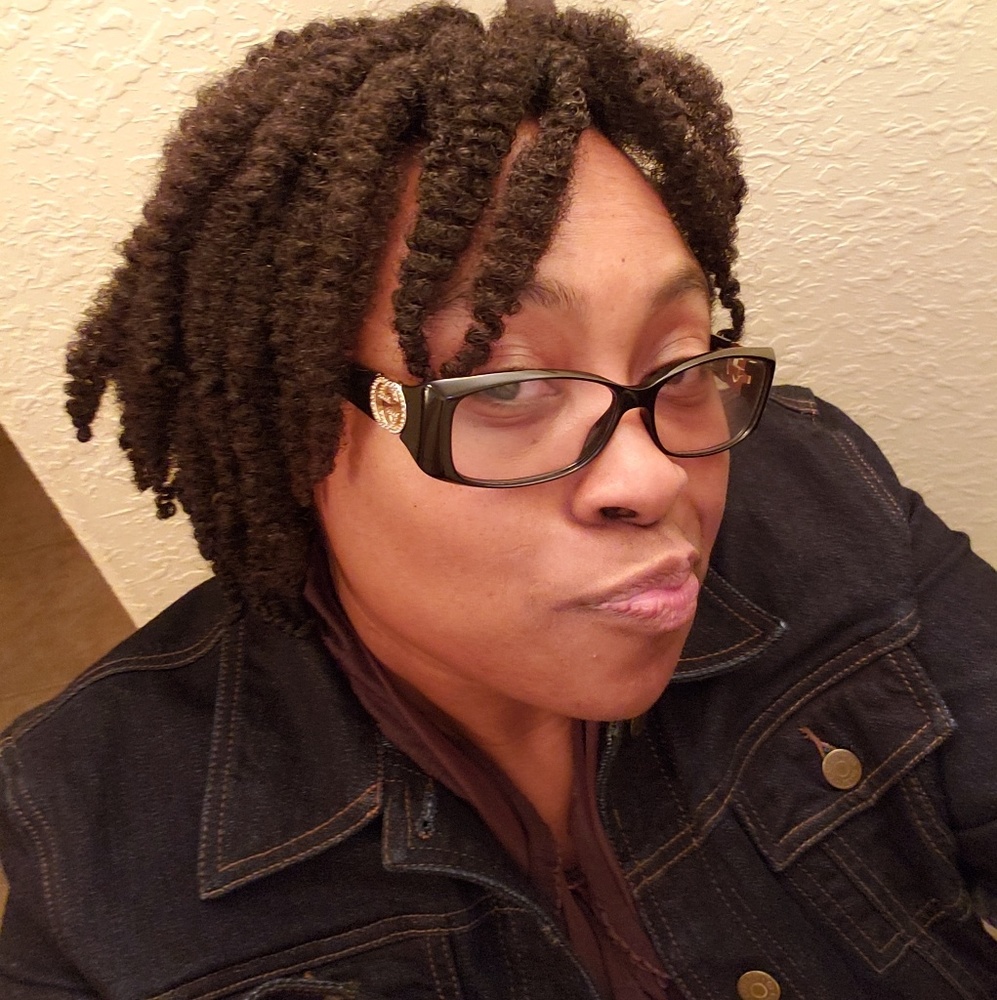 Meet your Posher, Melinda